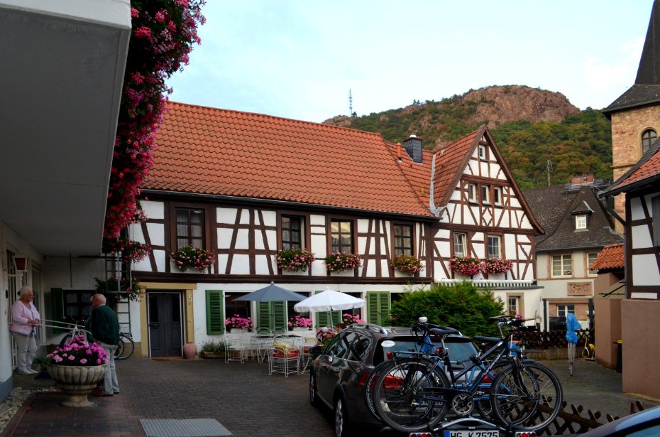Bad Münster am Stein, Kurhausstraße 5