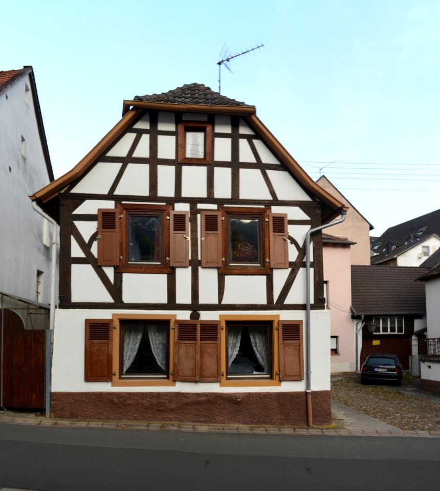 Bad Münster am Stein, Nahestraße 24 (2)
