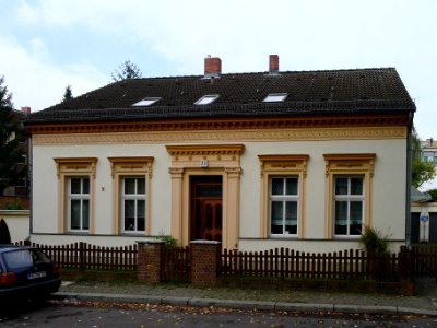 Backenbergstraße 30 (Berlin-Britz)