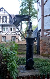 Bad Münster am Stein, Wasserturm, Pumpe