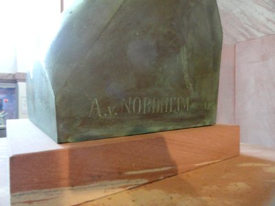 Back of Johann Christian Senckenberg by Friedrich August von Nordheim - DSC02263