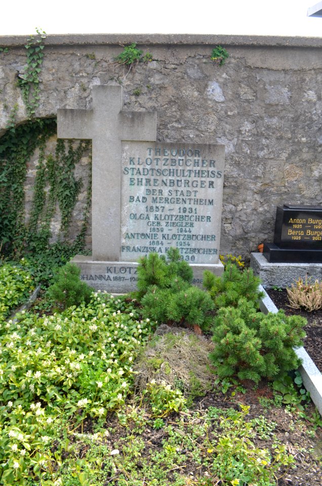 Bad Mergentheim, Friedhof, Grab Klotzbücher (1)