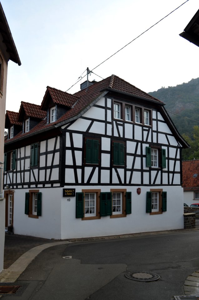 Bad Münster am Stein, Nahestraße 10 (2)