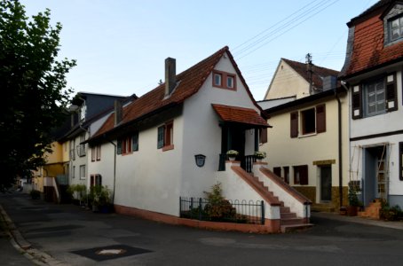 Bad Münster am Stein, Kapitän-Lorenz-Ufer 2
