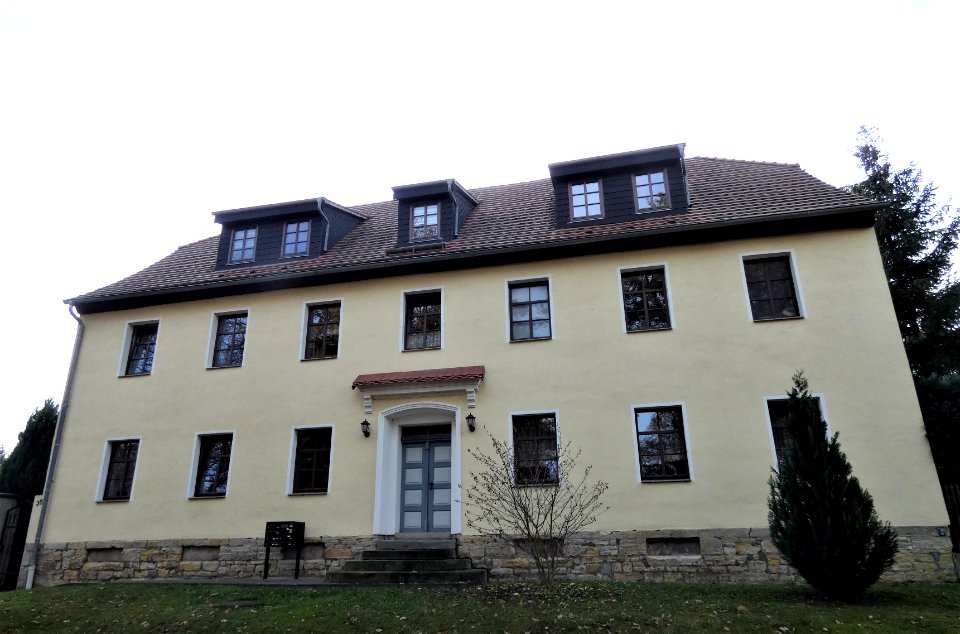Bad Lauchstädt, Parkstr. 35 (1)