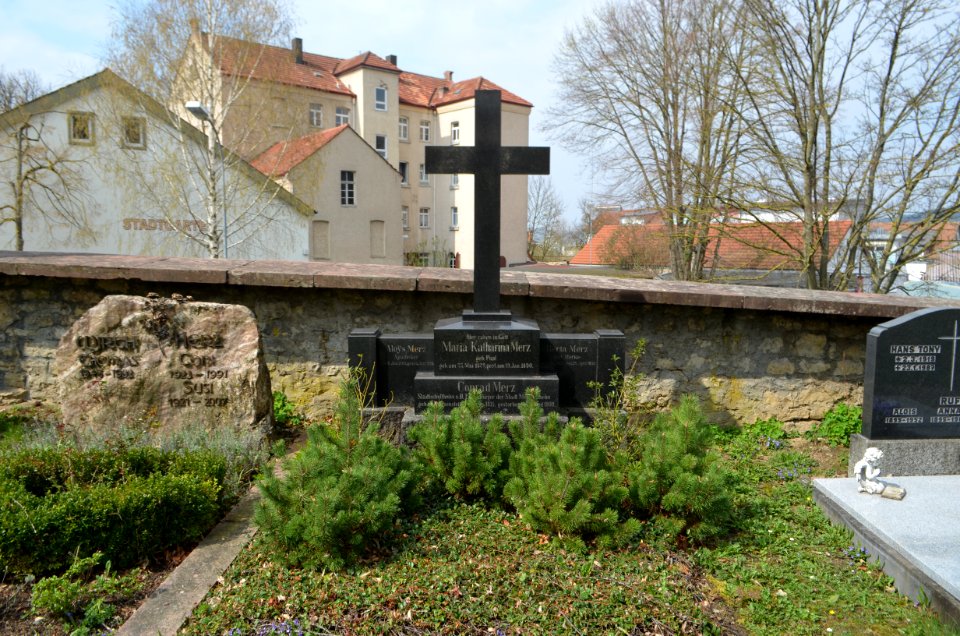 Bad Mergentheim, Friedhof, Grab Merz, Conrad