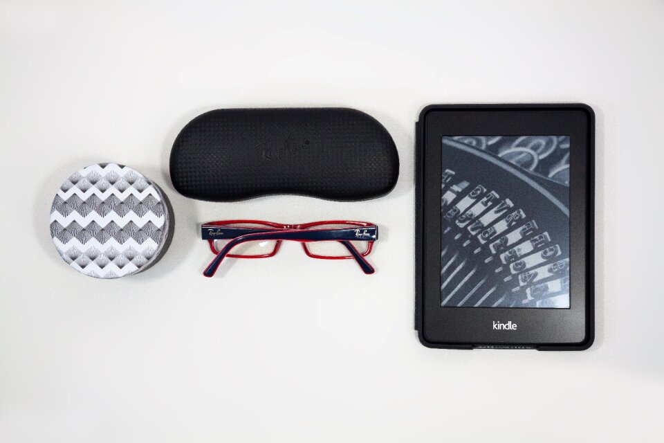 E-book flat design read