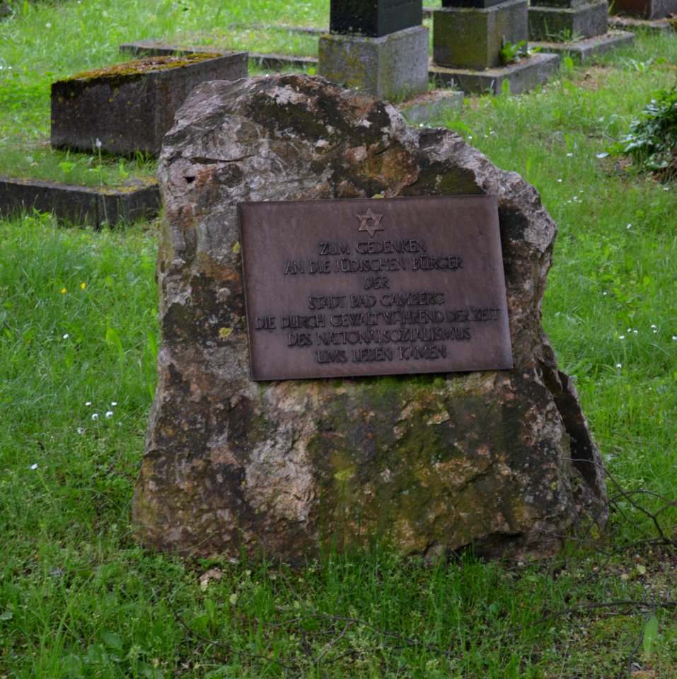 Bad Camberg, Neuer jüdischer Friefhof, Gedenkstein