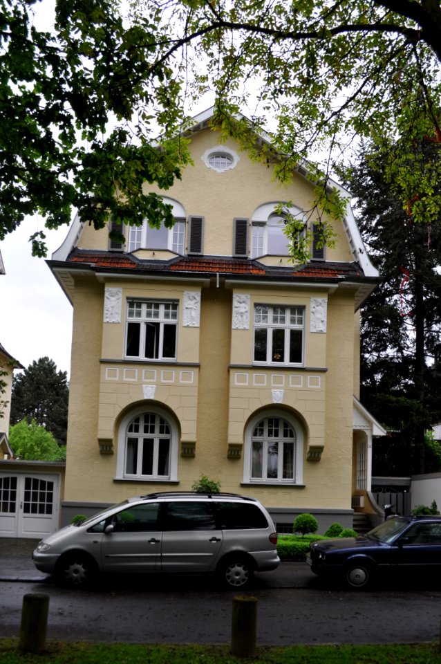 Bad Godesberg, Denglerstraße 4
