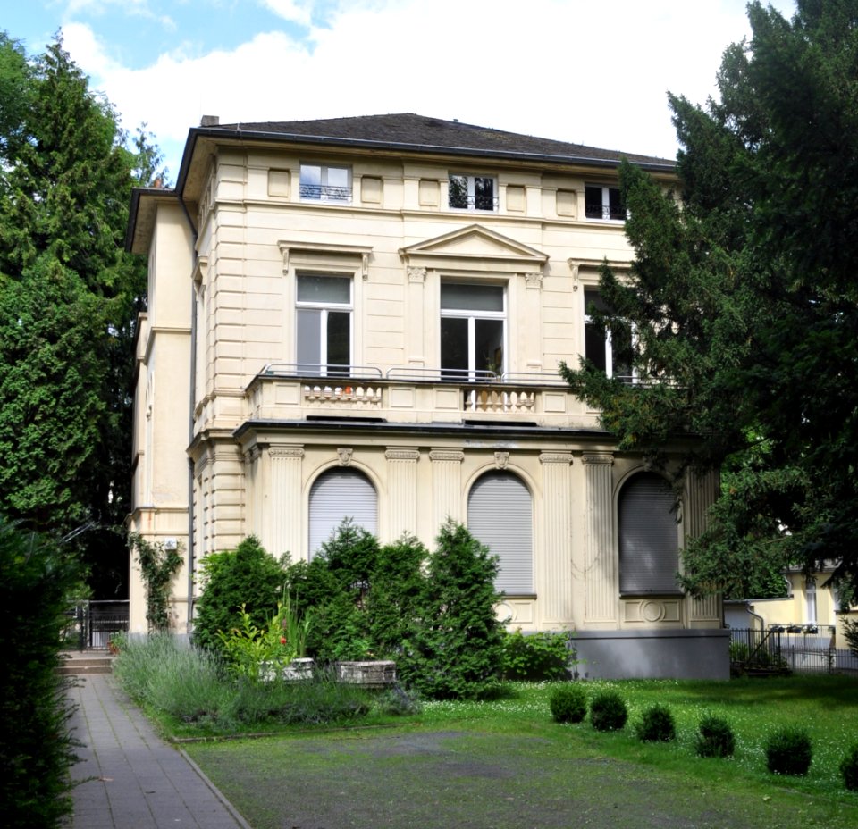 Bad Godesberg, Koblenzer Straße 81