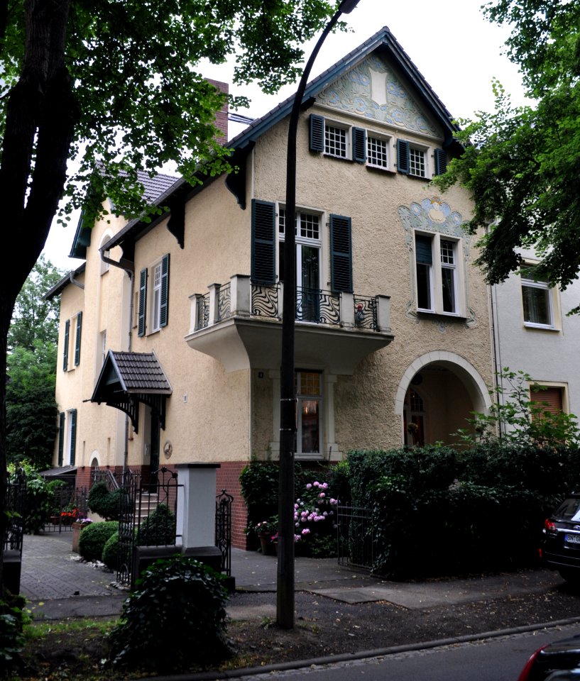 Bad Godesberg, Hohenzollernstraße 8