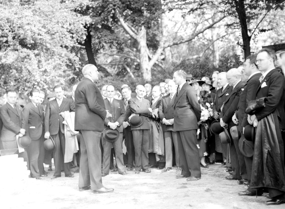 Baron Vaxelaire, minister Bonnet en baron de Kerckhove de Ousselghem bij het le…, Bestanddeelnr 255-8674