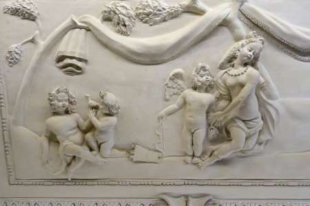 Baroque stucco ceiling by Carlo Moretti Brentano, detail, completed 1674 - Stadtmuseum Fembohaus - Nuremberg, Germany -DSC02174