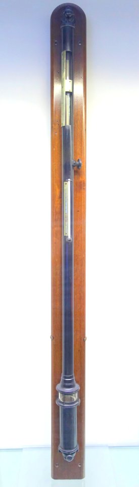 Baro-Thermometer, c. 1890 - Museum of Science and Industry (Chicago) - DSC06344