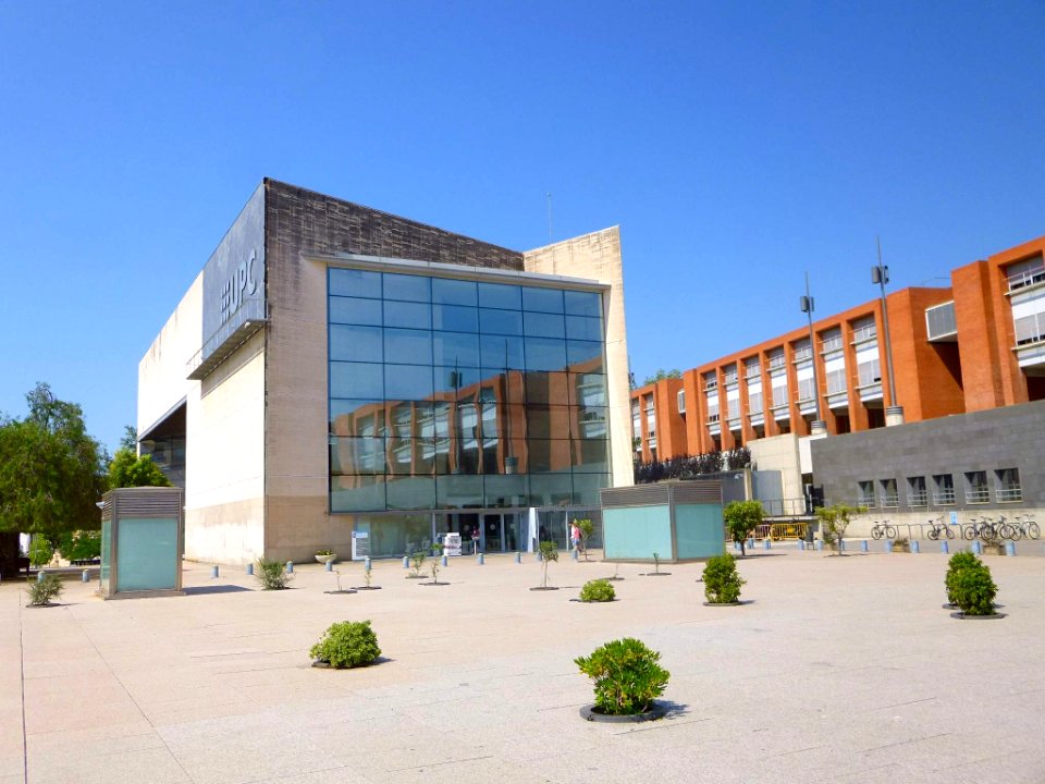 Barcelona - Universidad Politécnica de Cataluña (UPC) - Campus Norte - Biblioteca Rector Gabriel Ferraté (BRGF) 6