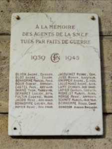 Bar-le-Duc (Meuse) gare, plaque guerre 1939-45