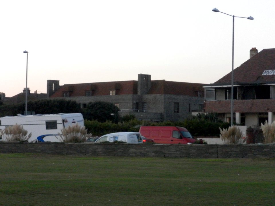 Barford Court, Princes Crescent, Hove (NHLE Code 1298639) (September 2011)