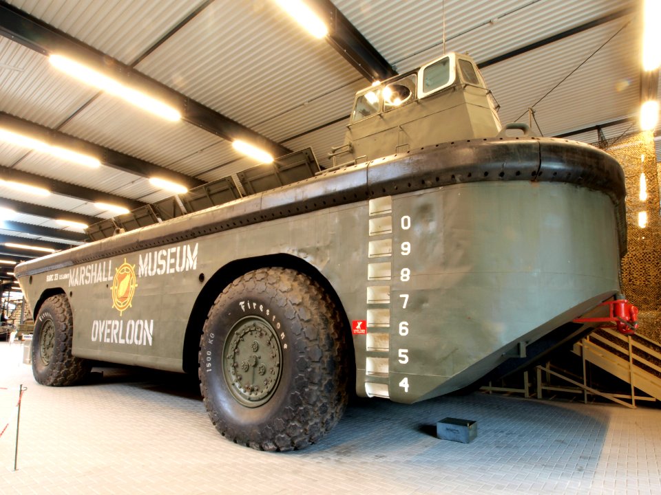 Barge Amphibious Resupply Cargo (BARC) 33 U.S. ARMY Marshall Museum, Overloon pic4