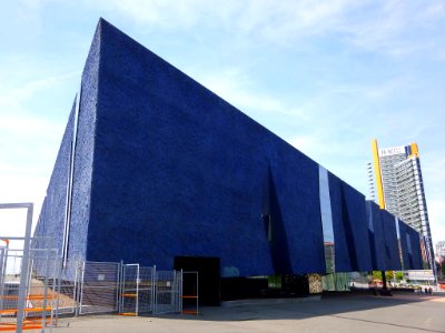 Barcelona - Museu Blau (Edifici Fòrum) y Hotel Barcelona Princess 1