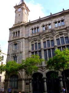Barcelona - Oficina d'Atenció Ciutadana del Districte de Sants-Montjuïc (Tinença d'Alcaldia d'Hostafrancs) 3