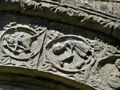 Barfrestone, detail of south door 03