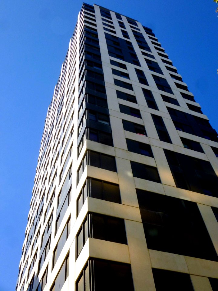 Barcelona - Torre Nova Diagonal 8