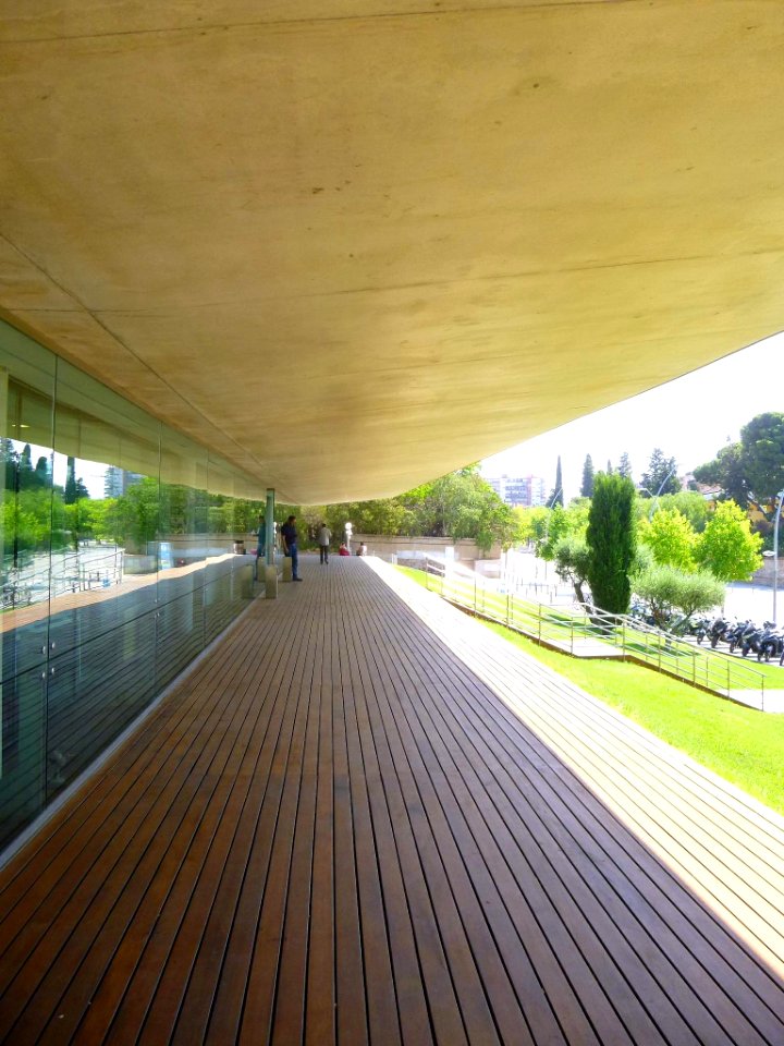 Barcelona - Universidad Politécnica de Cataluña (UPC) - Campus Nord - Edificio Nexus II (12)