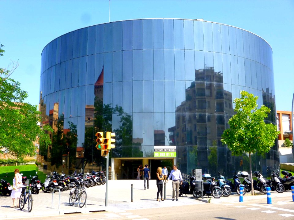 Barcelona - Universidad Politécnica de Cataluña (UPC) - Campus Nord - Edificio Nexus I (1)