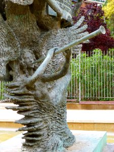 Barcelona - Monumento a Pau Casals (de Apel·les Fenosa) 2