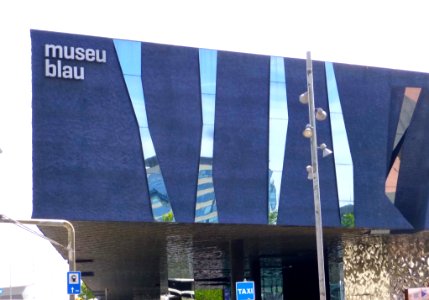 Barcelona - Museu Blau, Museu de Ciències Naturals de Barcelona (Edifici Fòrum) 01