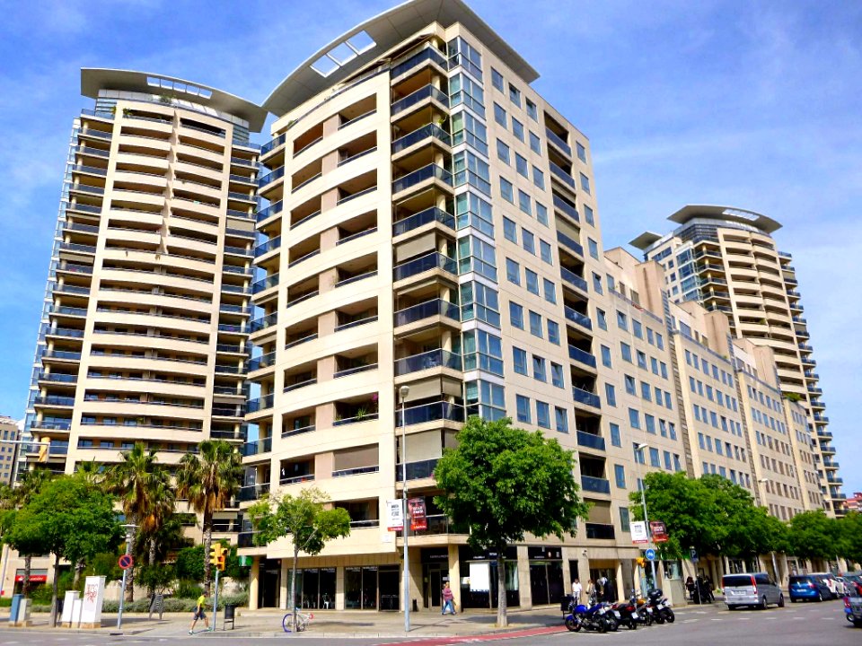 Barcelona - Residencial Illa del Llac 09
