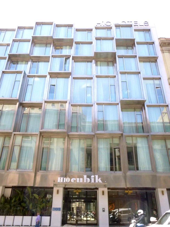 Barcelona - Hotel H10 Cubik (Vía Laietana 69) 3