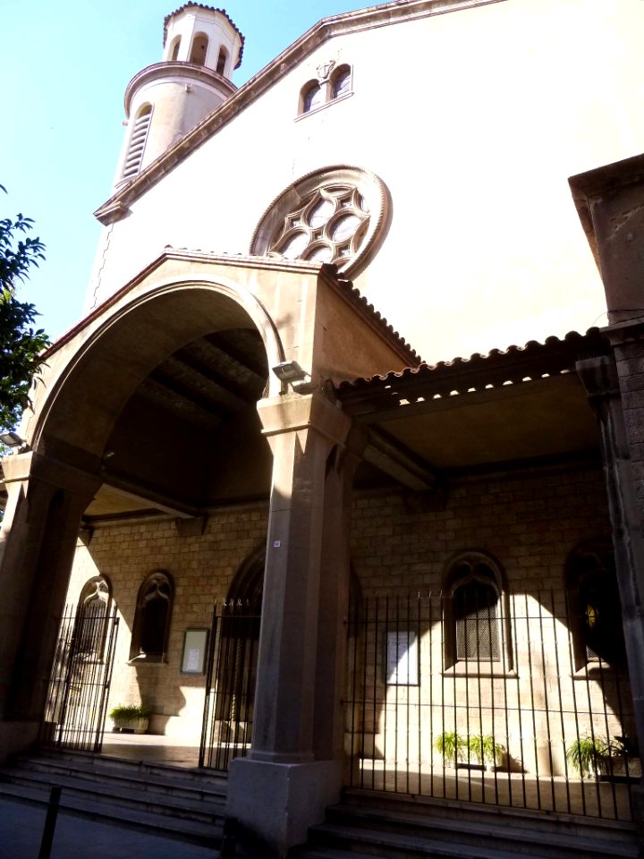 Barcelona - Església de Santa Maria del Taulat i Sant Bernat Calbó 1