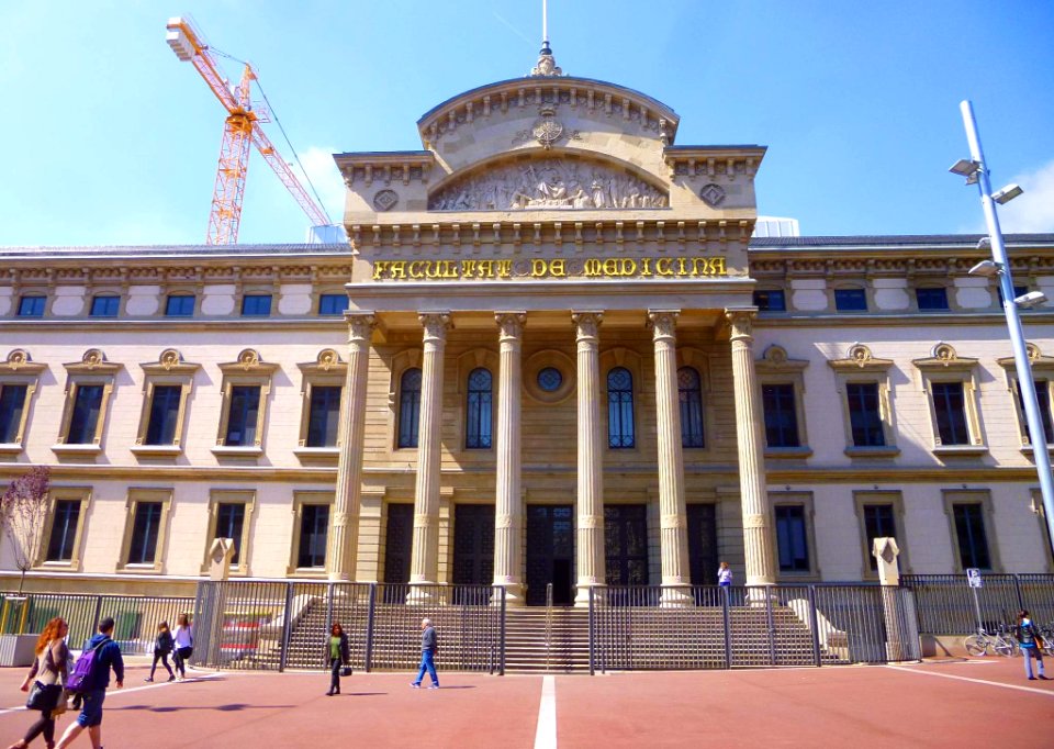 Barcelona - Facultat de Medicina i Ciències de la Salut de la Universitat de Barcelona (Hospital Clínic) 1