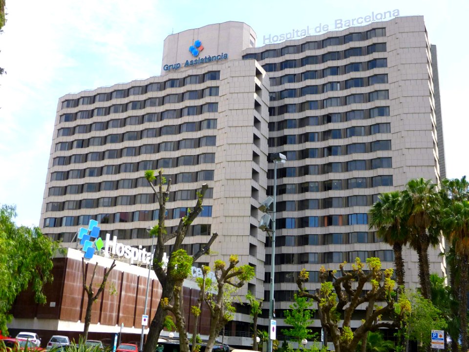 Barcelona - Hospital de Barcelona (Av. Diagonal 656) 1
