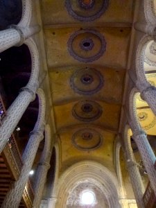 Barcelona - Església de Nostra Senyora del Carme (El Raval), interior 03