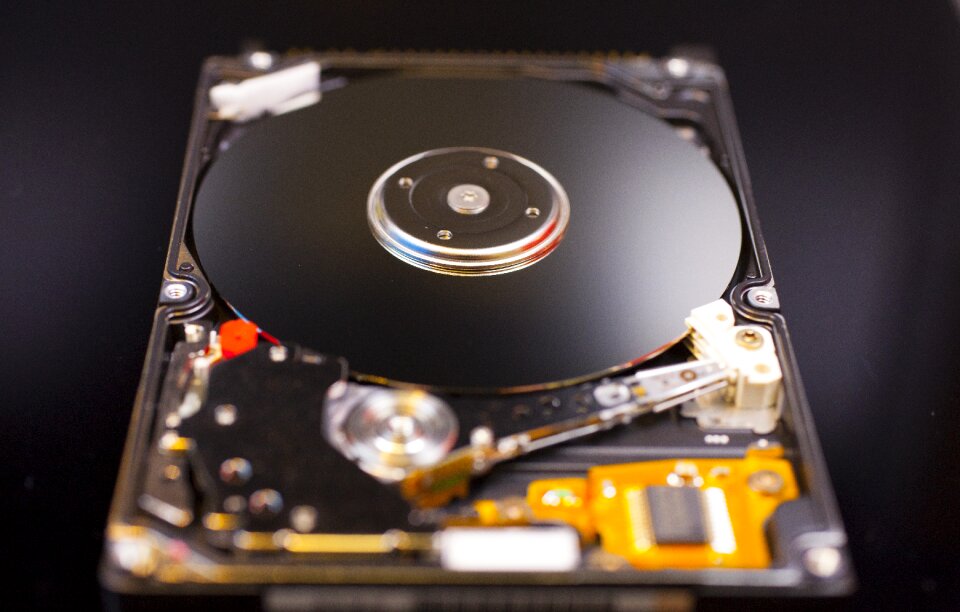 Hard disk technology disassembly
