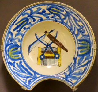 Barber's bowl, Slovakia, Haban-Slovak, late 1700s, faience - Museum of Anthropology, University of British Columbia - DSC08873