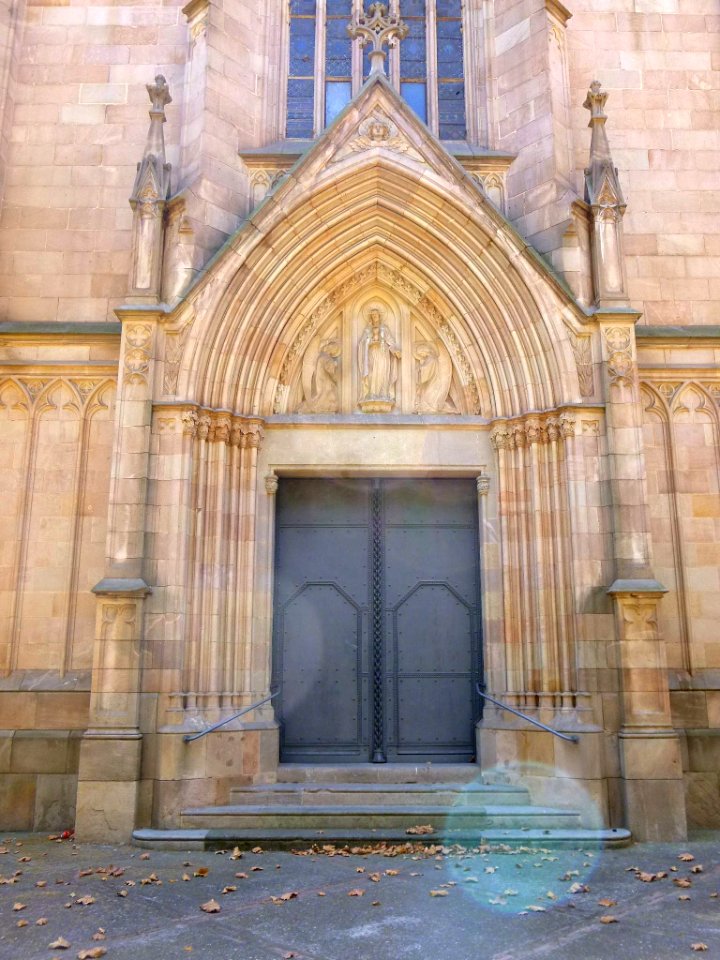 Barcelona - Església i Convent de les Adoratrius 2