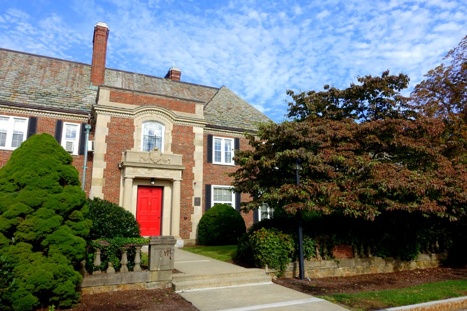Barat House - Boston College Law School - Newton, MA - DSC07339