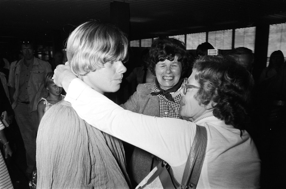 Barbara de Jong, na Griekse gevangenschap in verband met verkeersongeval terug i, Bestanddeelnr 929-8607