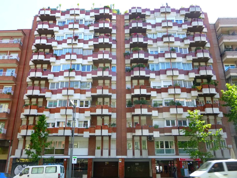 Barcelona - Avinguda del Paral·lel 175-177