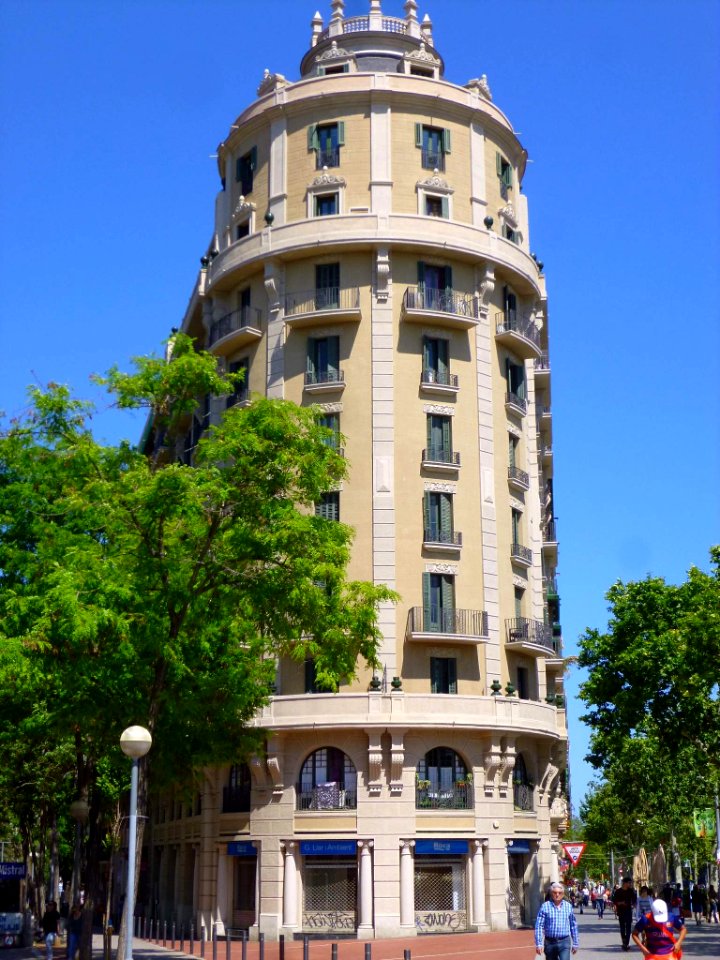 Barcelona - Avinguda del Paral·lel 192 (2)
