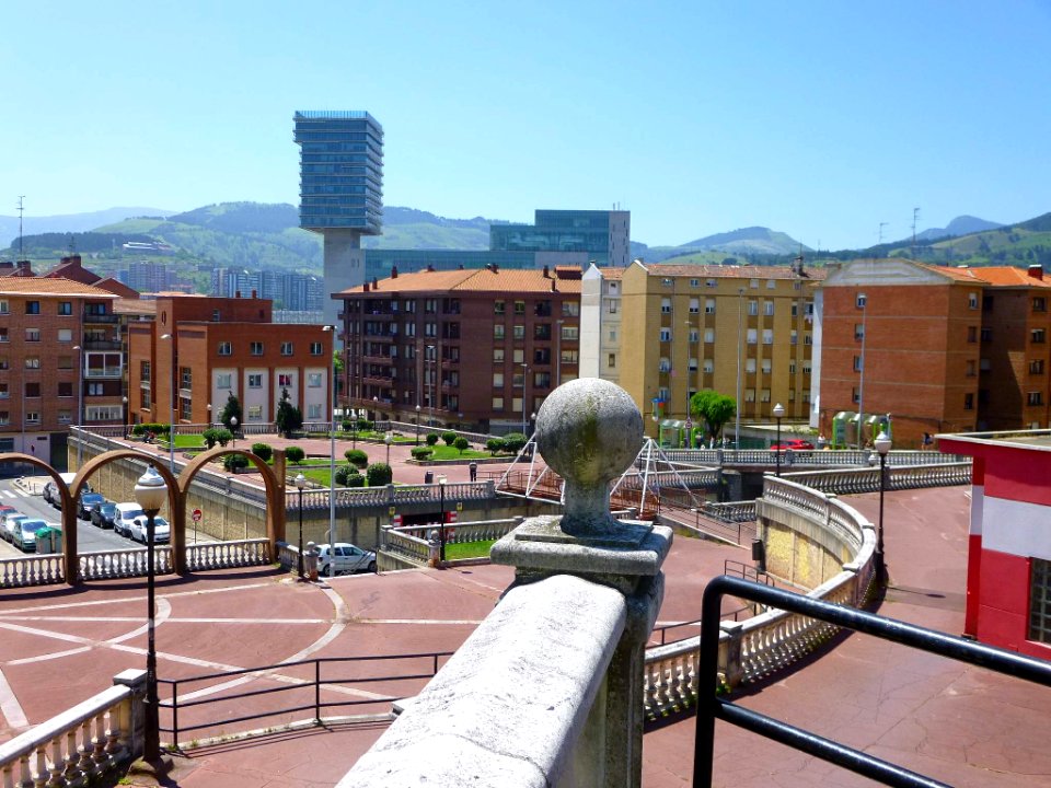 Baracaldo - Plaza Landaburu 1