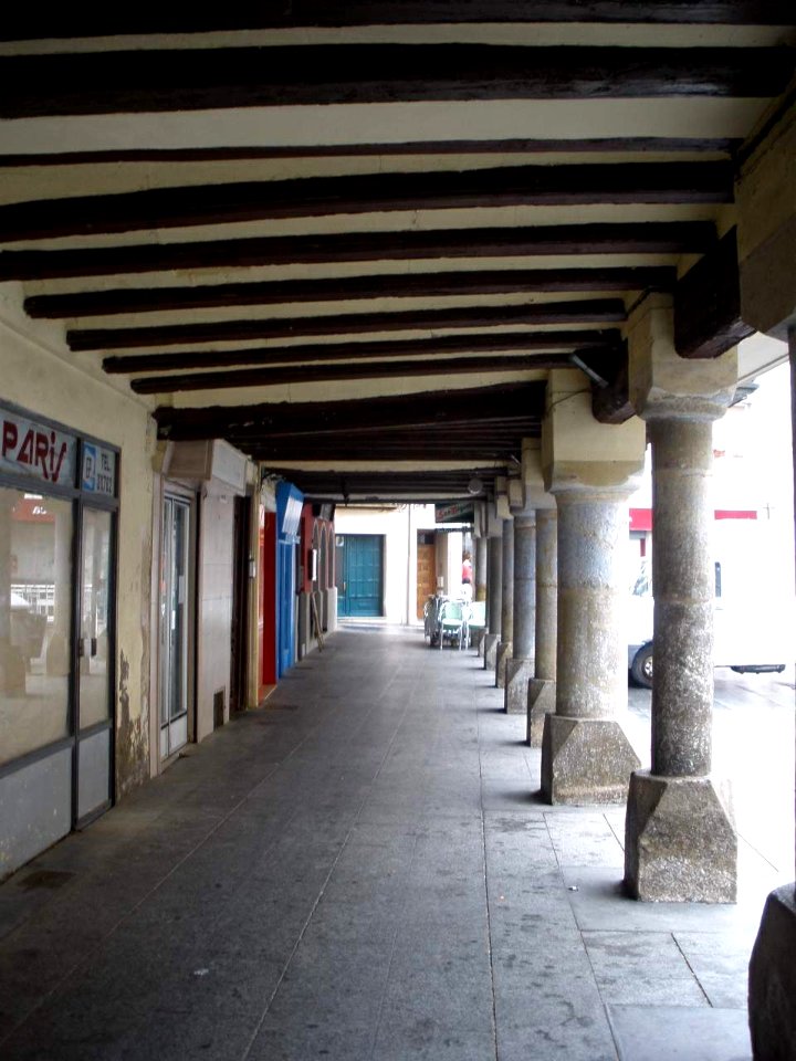 Barbastro - Plaza del Mercado 6