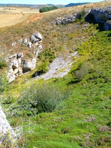 Basconcillos del Tozo - Geosenda El Valle Ciego, dolina de la Cueva del Agua 2