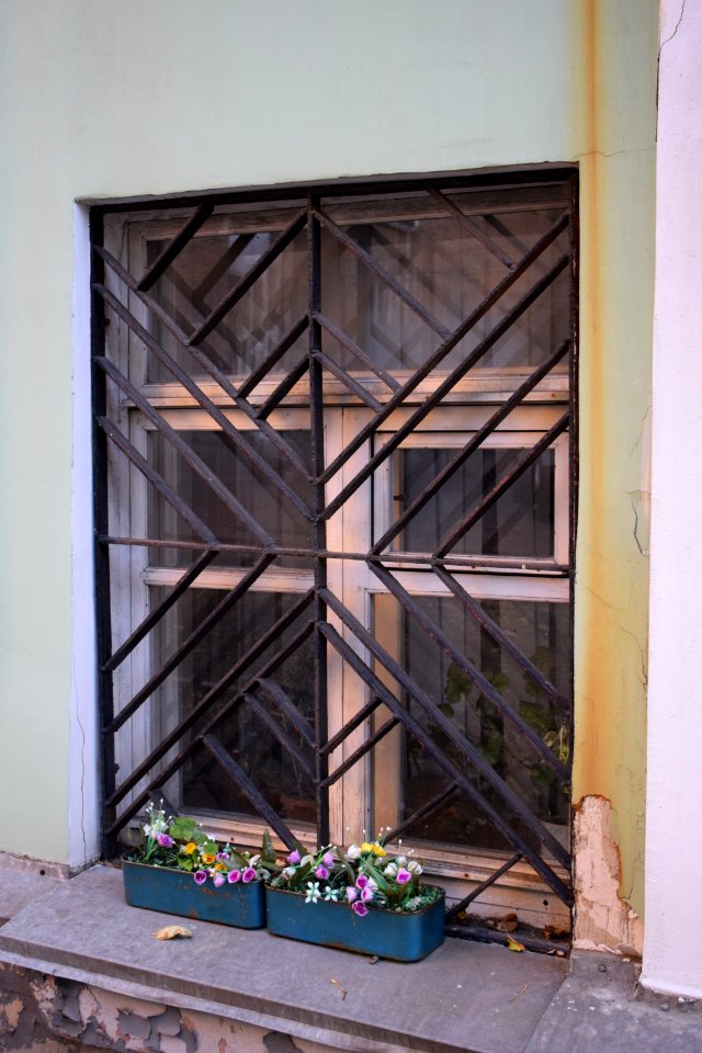 Barred windows in Vladivostok 03