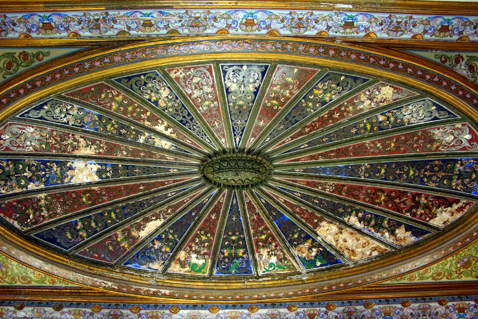 Palace ceiling decoration