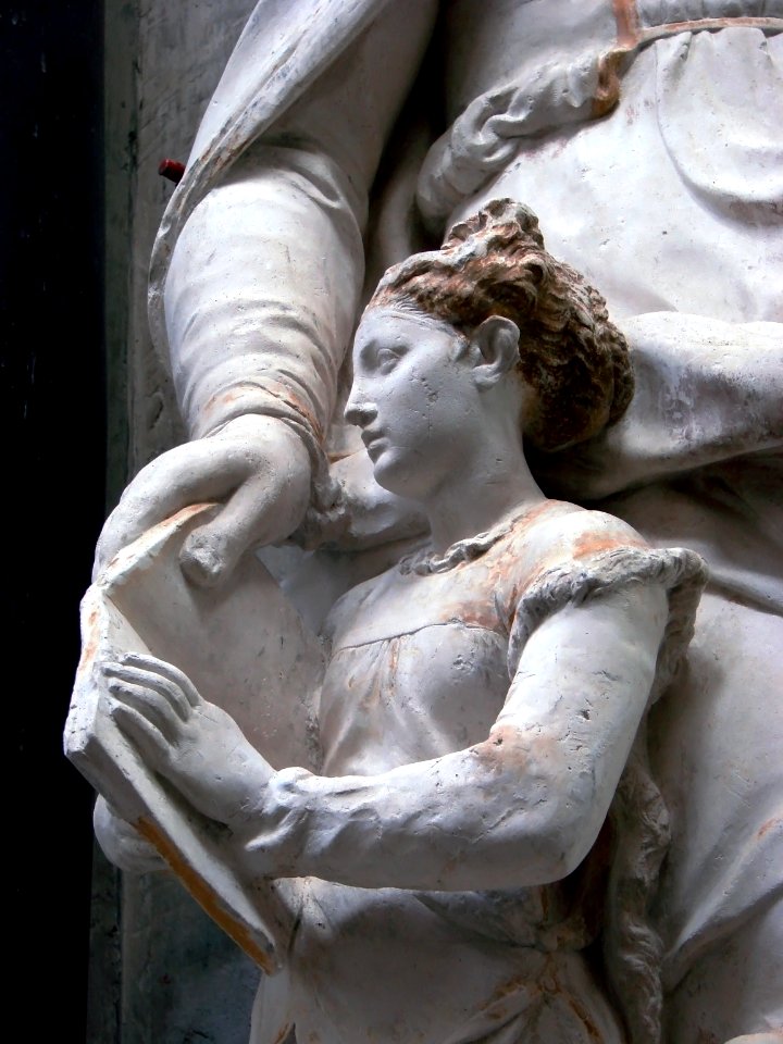 Bar-sur-Seine St Etienne 15 07 2011 Education de la Vierge 4
