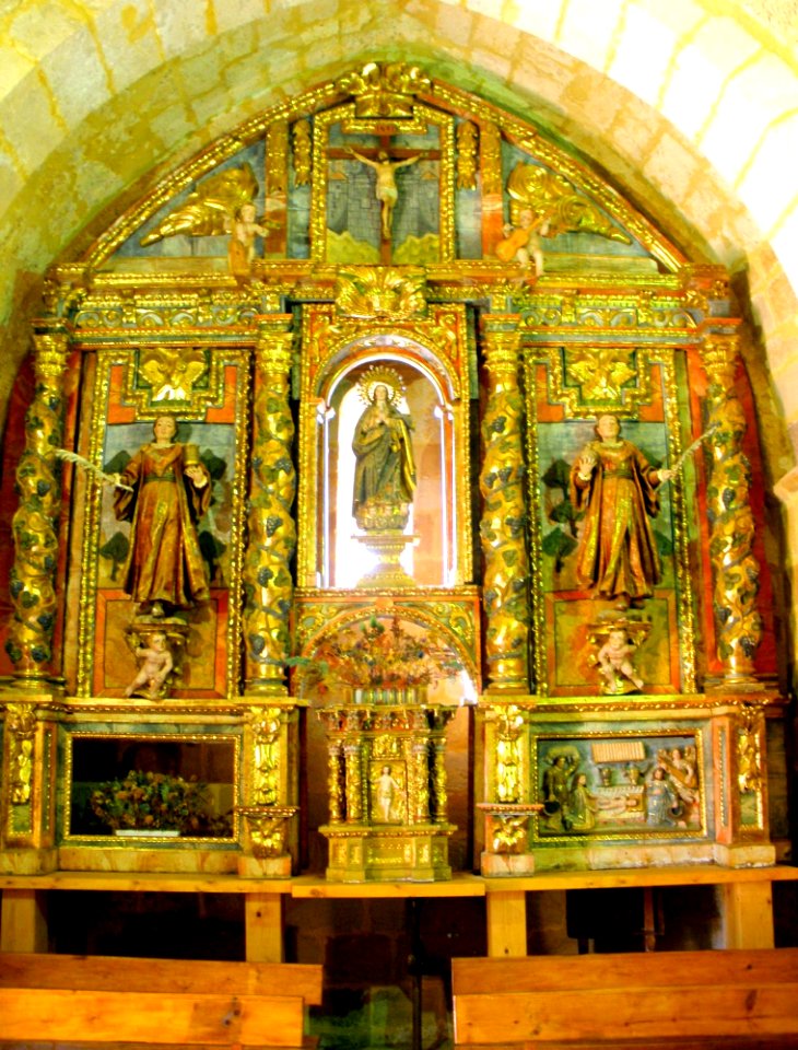 Basconcillos del Tozo - Iglesia de San Cosme y San Damian 01